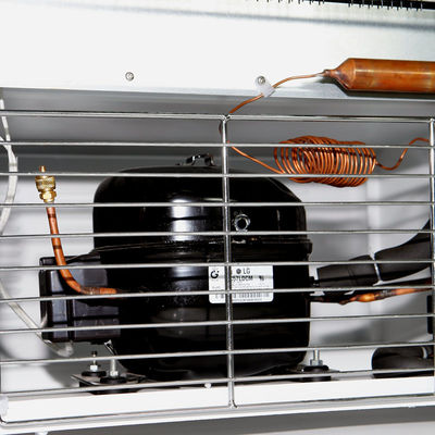 De gekoelde Thermostatische Bacteriologische Incubator van het Incubatorlaboratorium met Gekoelde 0-65C